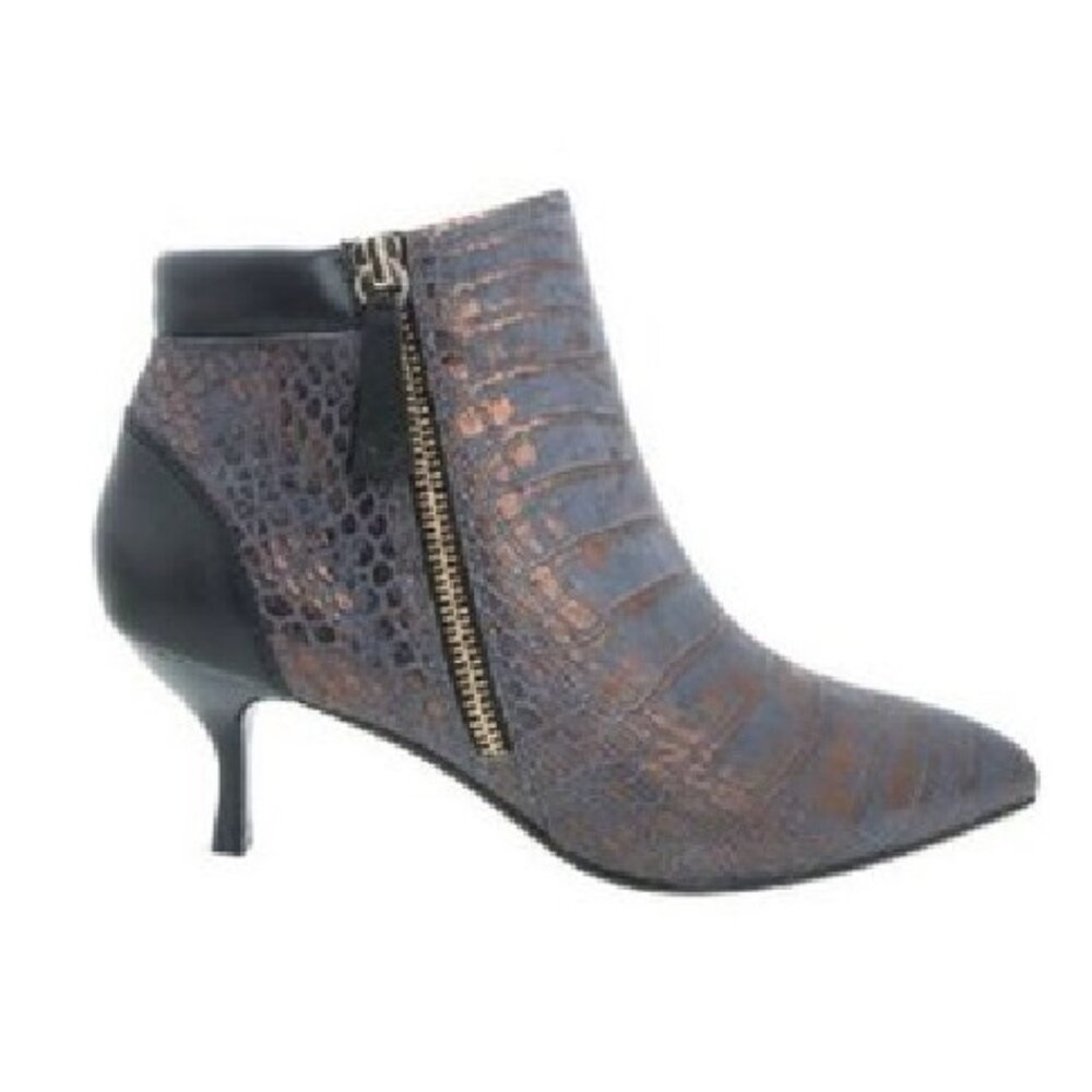 SALE! ✅ NINA Originals 9M Black Metal Floralee Leather Booties ✨ BNIB